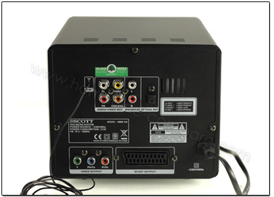 Pr�sentation photo de la connectique du Scott The Essential S2