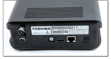 Toshiba Places STB1F - Connectique